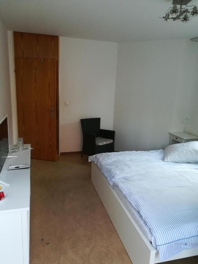 Bed & Breakfast Chur Buitenkant foto
